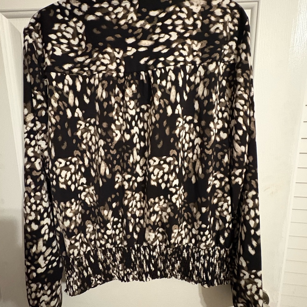 Nine West Black and Cream Patterned Blouse, Size XL - Picture 5 of 5